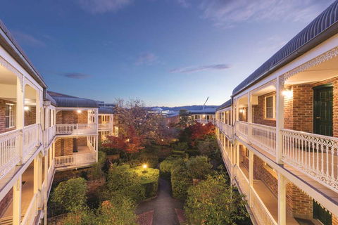 Adina Serviced Apts Canberra Kingston - Tourism Brisbane 2