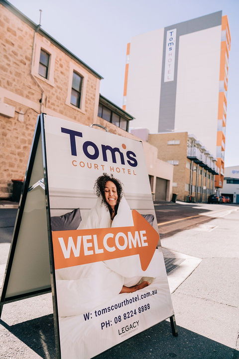 Tom's Court Hotel - Tourism Brisbane 2