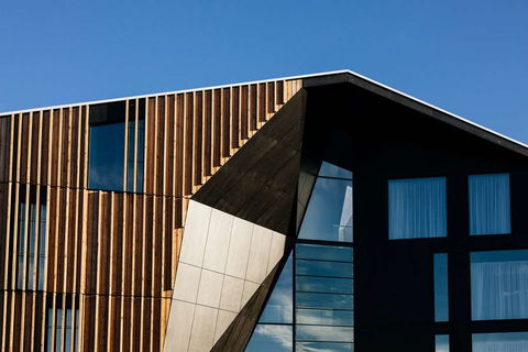 Macq 01 Hotel - Tourism Brisbane 1