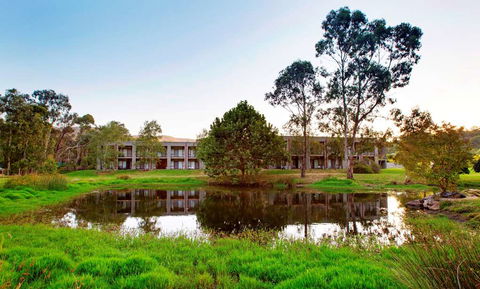 York On Lilydale Resort - Tourism Brisbane 0