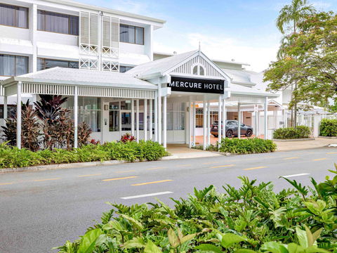 Mercure Cairns - Tourism Brisbane 1