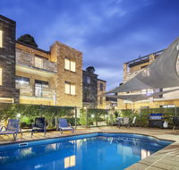Quest Warrnambool - Brisbane 4u