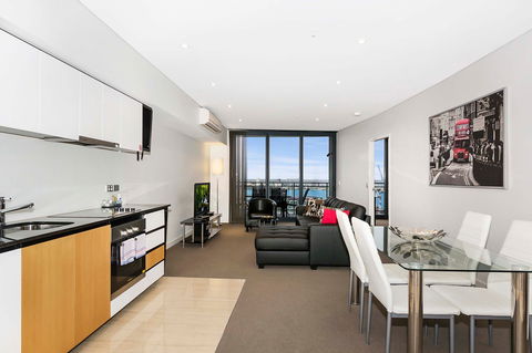 Astra Apartments Perth - Tourism Brisbane 9