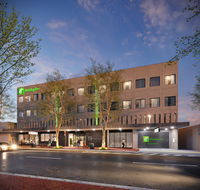 Holiday Inn Dandenong - Brisbane 4u