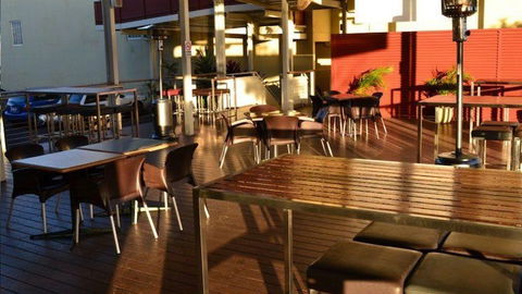 Isa Hotel - Tourism Brisbane 1