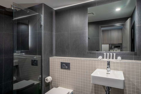 Abode Belconnen - Brisbane 4u 0