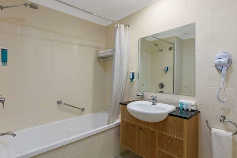 Nesuto Canberra Apartment Hotel - Tourism Brisbane 3