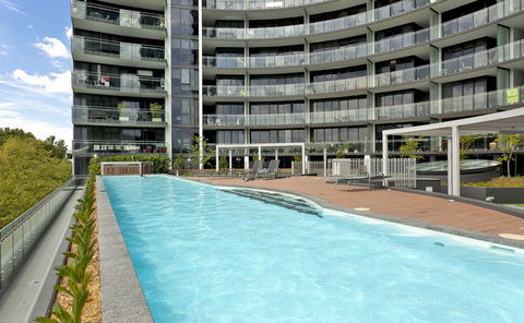 Astra Canberra Manhattan - Tourism Brisbane 13