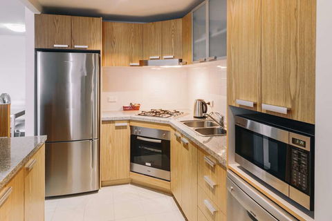 Newcastle Central Plaza - Brisbane Tourism 11