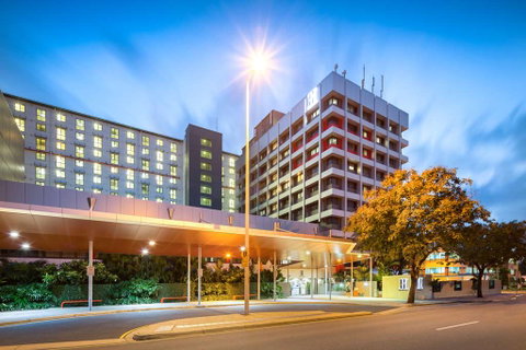 H on Smith Hotel - Tourism Brisbane 0