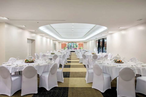 DoubleTree By Hilton Esplanade Darwin - Brisbane Tourism 9