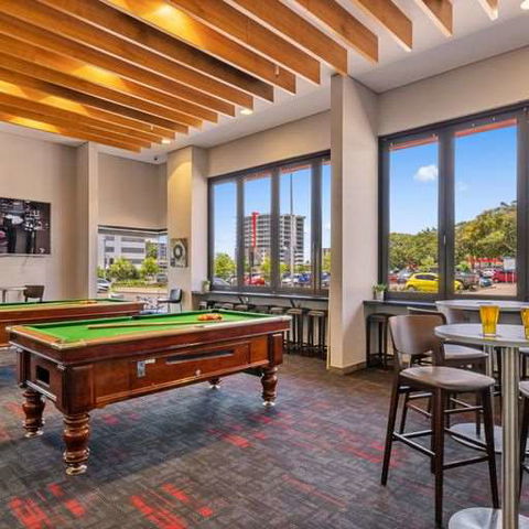 H On Mitchell Apartment Hotel - Brisbane Tourism 6