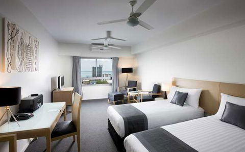 Mantra Pandanas - Brisbane Tourism 1