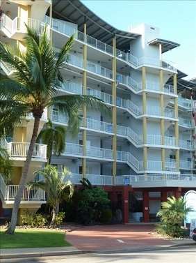 Cullen Bay Resorts - Brisbane Tourism 11