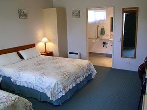 Wintersun Gardens Motel - Tourism Brisbane 1