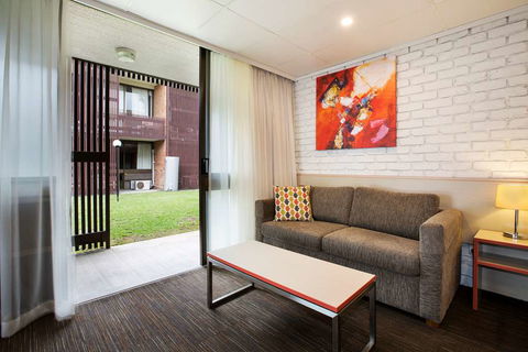 Villa Noosa Hotel - Tourism Brisbane 1