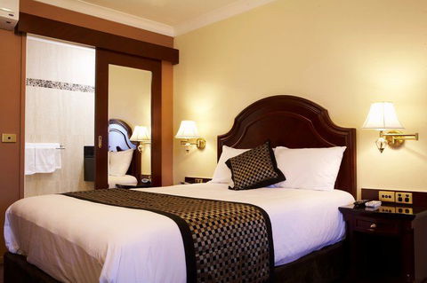 Albury Georgian - Brisbane 4u 2