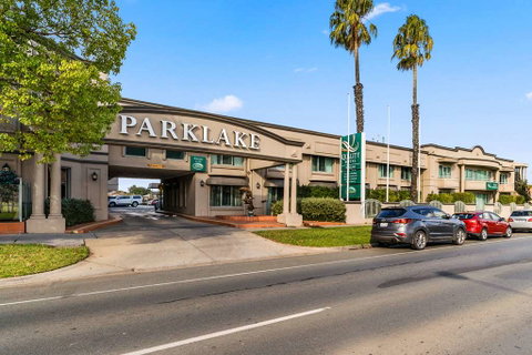 Quality Hotel Parklake Shepparton - Tourism Brisbane 1