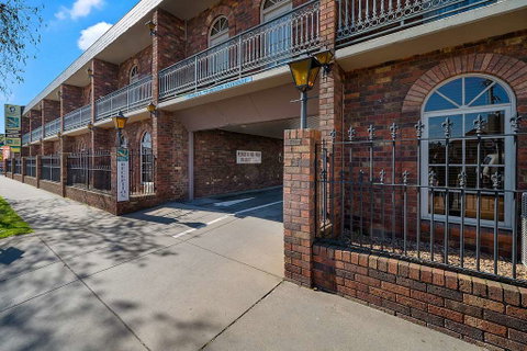 Quality Hotel Sherbourne Terrace - Tourism Brisbane 0