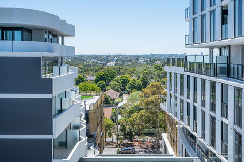Oros Plus Hotel - Tourism Brisbane 1