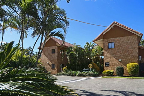 Quality Hotel Robertson Gardens - Tourism Brisbane 0