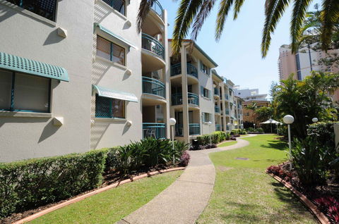 Aruba Beach Resort - Tourism Brisbane 0