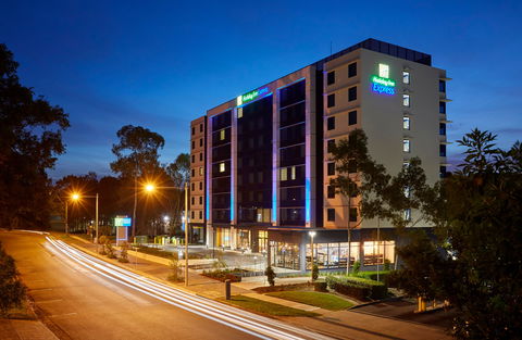Holiday Inn Express Sydney Macquarie Pk - Brisbane Tourism 0
