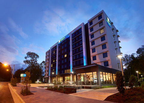 Holiday Inn Express Sydney Macquarie Pk - Brisbane Tourism 1