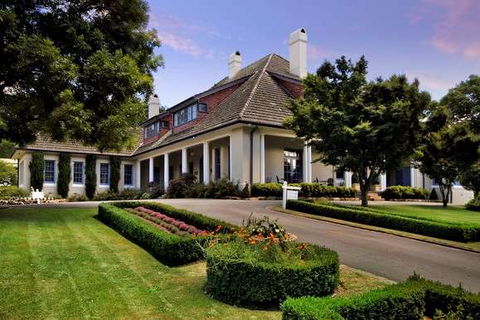 Peppers Manor House - Tourism Brisbane 0