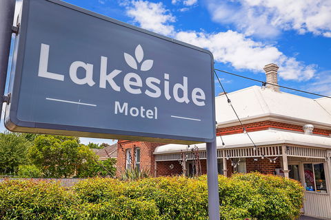 Hamilton Lakeside Motel - Brisbane Tourism 2