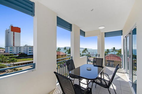 Madison Ocean Breeze - Tourism Brisbane 2
