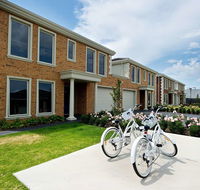 Mansi on Raymond - Brisbane Tourism