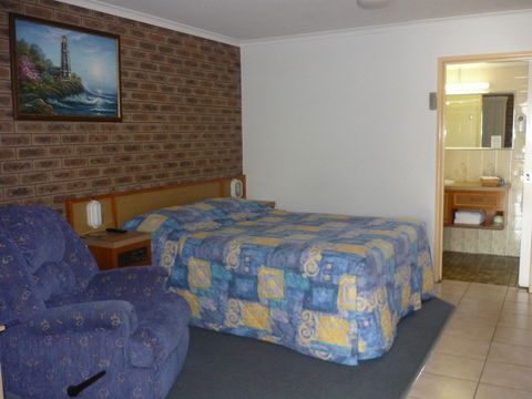Lantern Motor Inn - Tourism Brisbane 1
