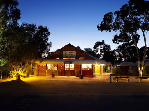 Outback Hotel & Lodge - Brisbane 4u 0