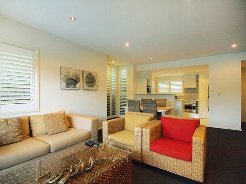 Oaks Pacific Blue Resort - Brisbane 4u 2