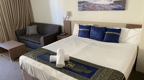 Peninsula Motor Inn - Tourism Brisbane 2