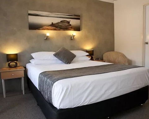 Bella Villa Motor Inn - Tourism Brisbane 0