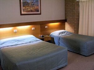Great Eastern Motor Inn - Brisbane 4u 1