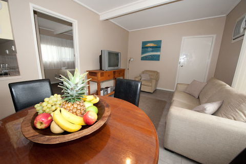 Admiral Motor Inn - Brisbane 4u 3