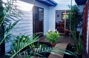 Hillcrest Mountain View Retreat - Tourism Brisbane 0