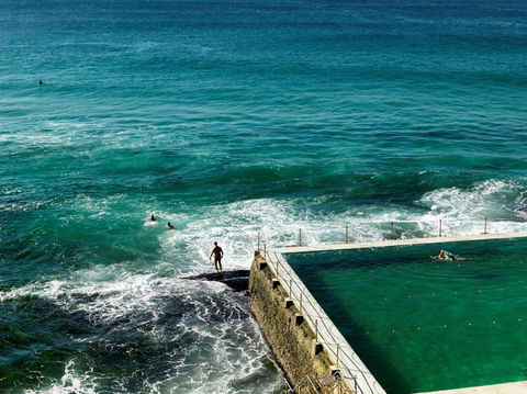 QT Bondi - Brisbane 4u 12