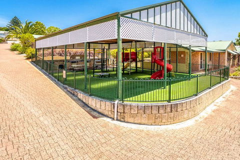 Quality Suites Banksia Gardens - Tourism Brisbane 17