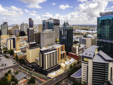 Pullman Brisbane King George Square - Tourism Brisbane 0