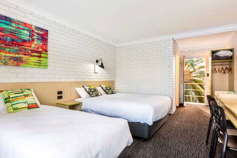 Boomerang Hotel - Tourism Brisbane 8
