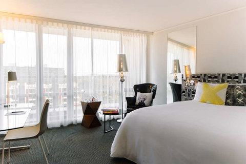 QT Canberra - Tourism Brisbane 4