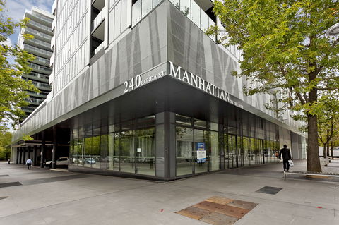 Astra Canberra Manhattan - Tourism Brisbane 1