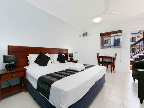 Cairns City Palms - Brisbane 4u 9