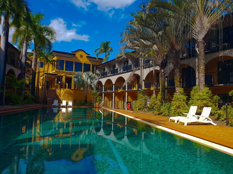 Palm Royale Cairns - Brisbane Tourism 8