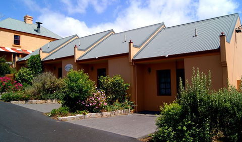 Meredith House And Mews - Tourism Brisbane 0
