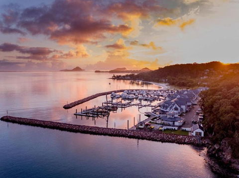 Anchorage Port Stephens - Tourism Brisbane 0